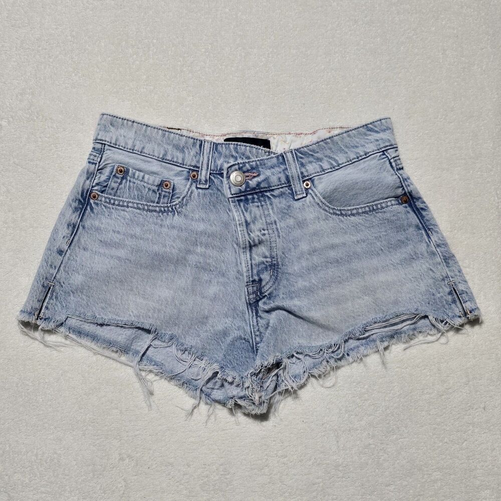 AERO Aéropostale's Women's Sz 4 Vintage High Rise Denim Shorty Shorts Light Wash